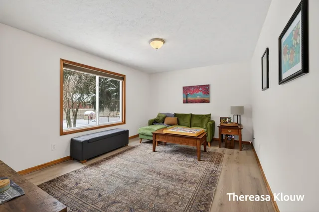 $399,900 | 15158 Briarwood Street, Grand Haven, MI 49417