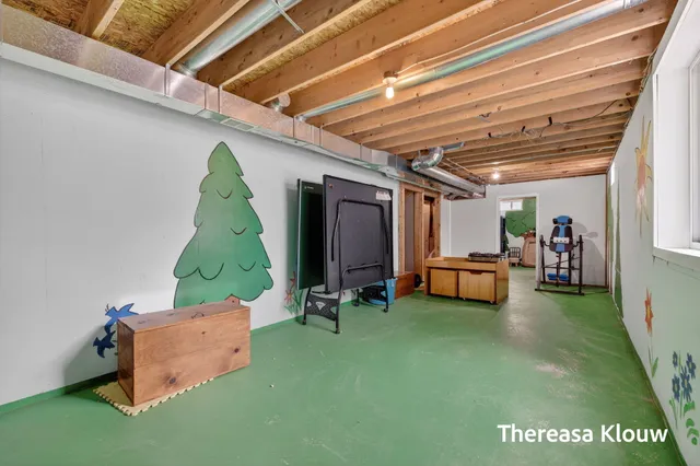 $399,900 | 15158 Briarwood Street, Grand Haven, MI 49417