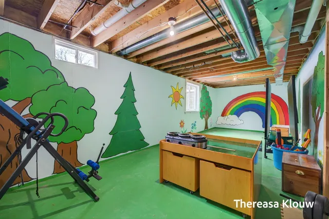 $399,900 | 15158 Briarwood Street, Grand Haven, MI 49417