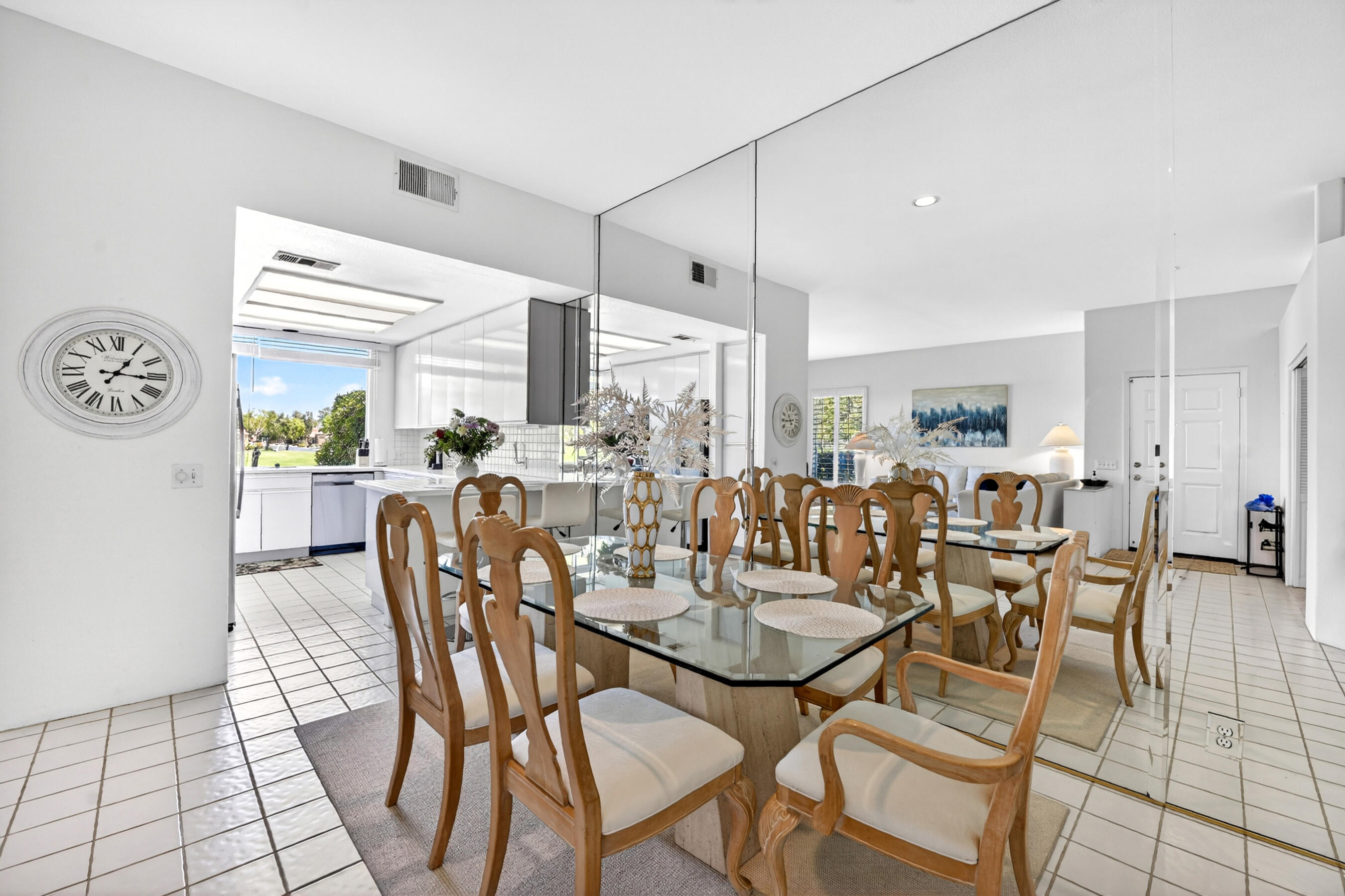 37 Colonial Drive Rancho Mirage, CA 92270 - Photo 11 of 27 37-colonial-drive-027