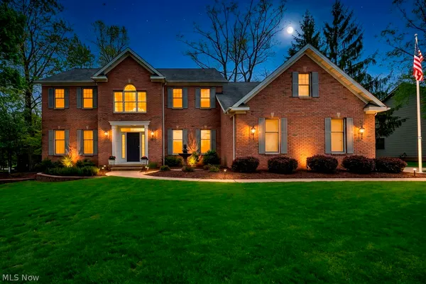$699,900 | 2741 Timberwood Drive, Broadview Heights, OH 44147