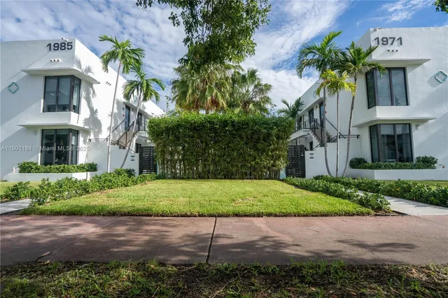$2,400 | 1985 Bay Drive, Unit 111, Miami Beach, FL 33141