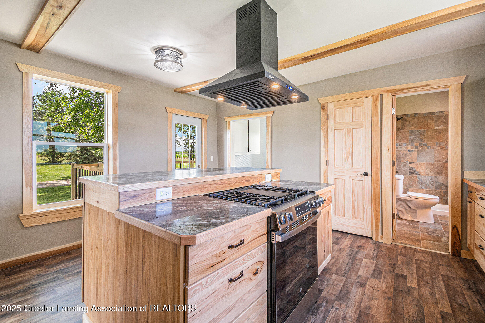 2992 West Kipp Road Mason, MI 48854 - Photo 4 of 21 Kitchen