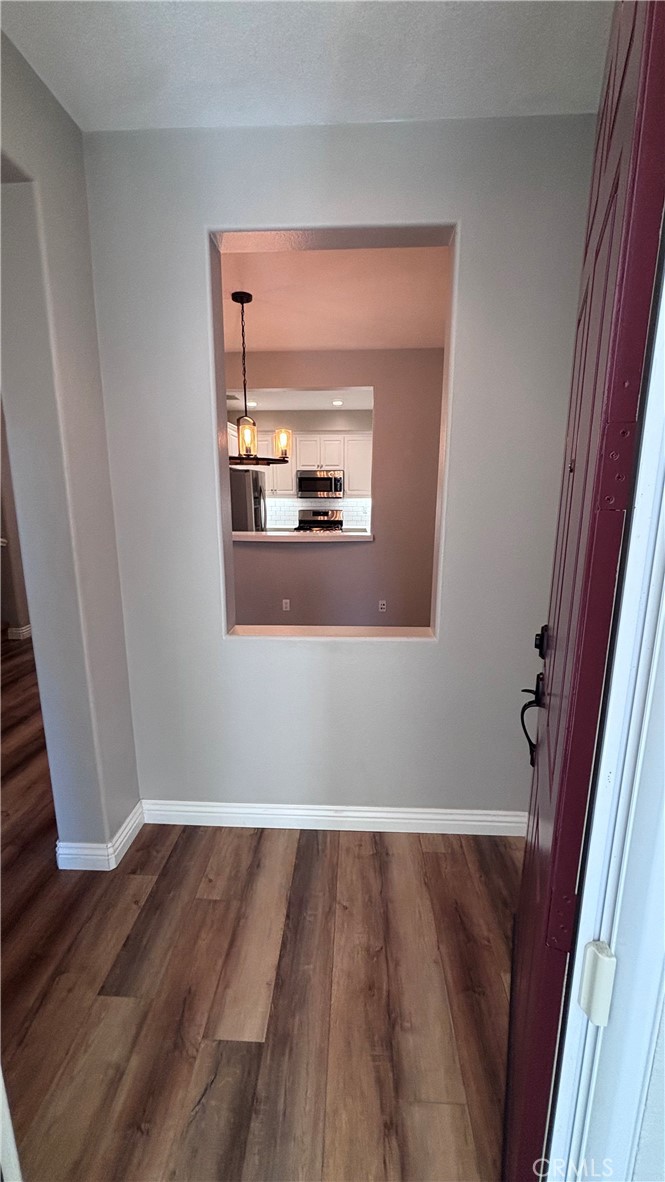 201 Sklar Street Ladera Ranch, CA 92694 - Photo 4 of 35 Entryway