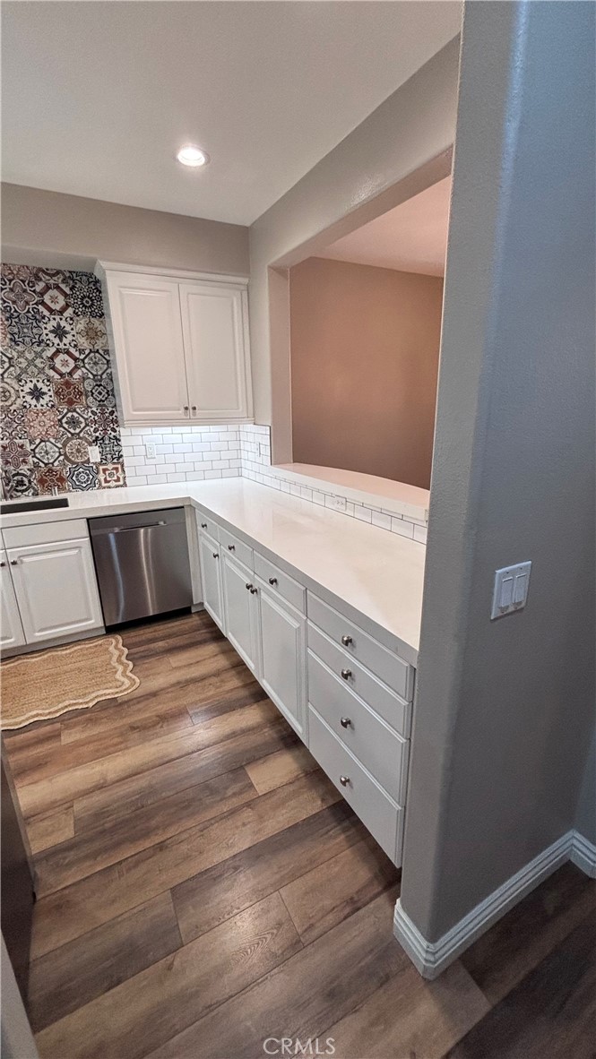 201 Sklar Street Ladera Ranch, CA 92694 - Photo 8 of 35 Large prep space in kitchen with breakfast bar