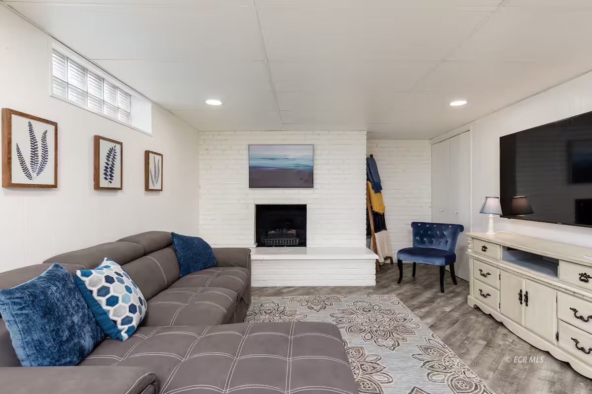 931 1st Street Elko, NV 89801 - Photo 7 of 39