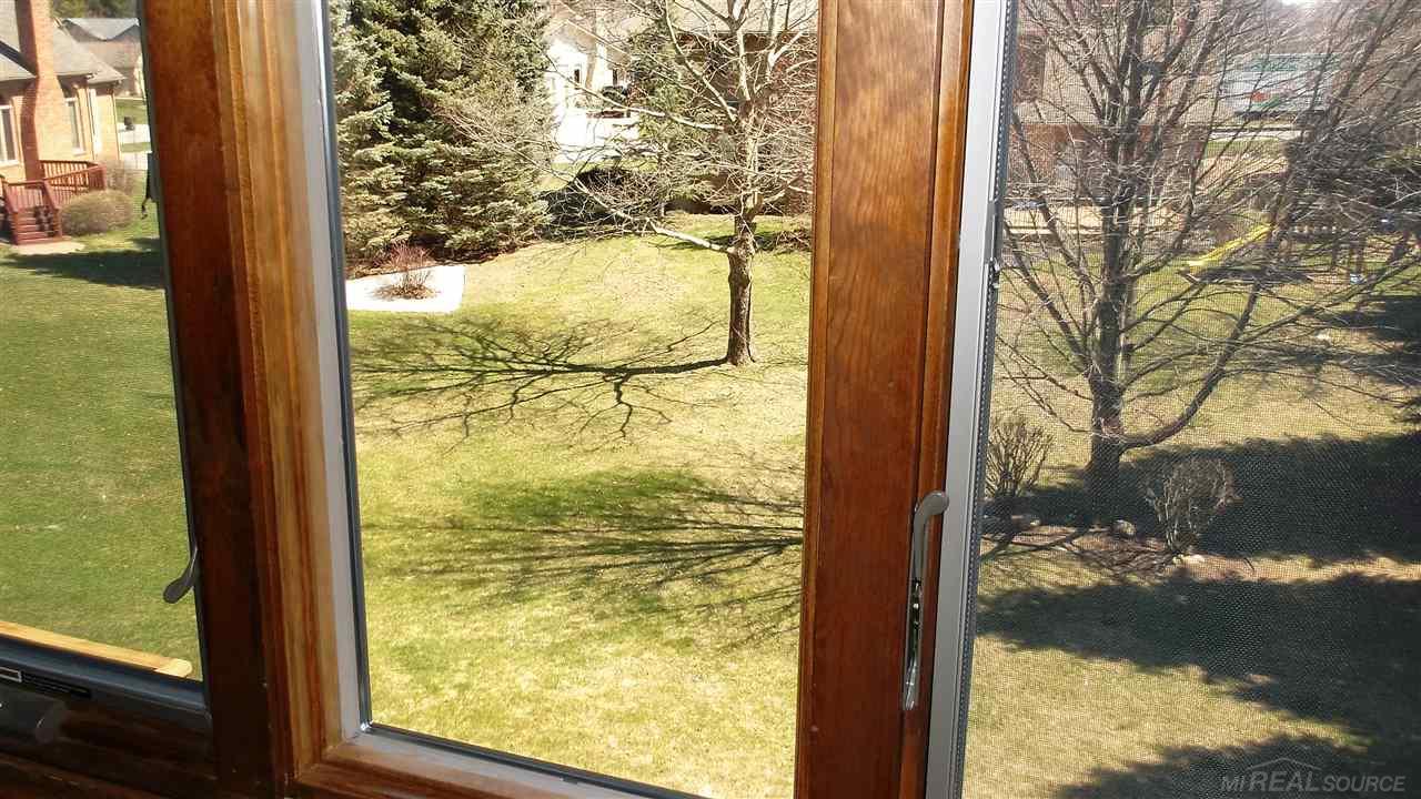 2147 Kennedy Drive Rochester Hills, MI 48309 - Photo 32 of 34