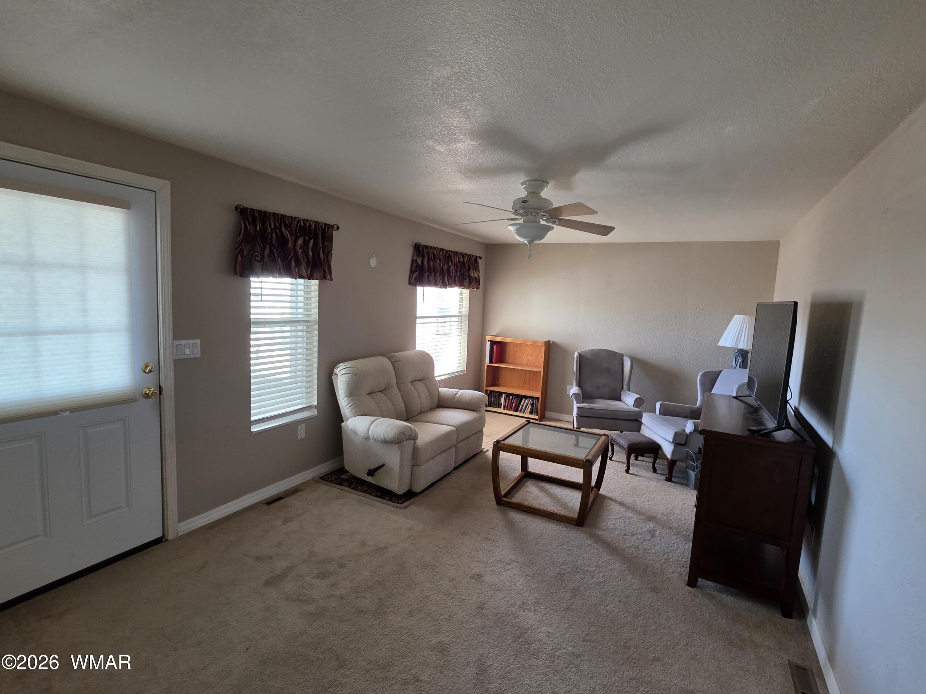 8205 Rainbow Loop Show Low, AZ 85901 - Photo 9 of 15