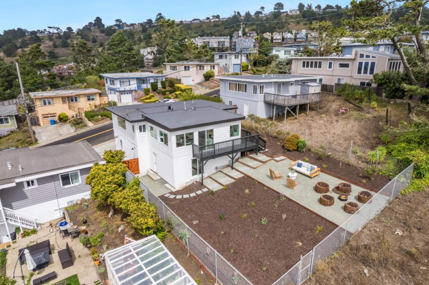 444 Manor Drive Pacifica, CA 94044 - Photo 38 of 70