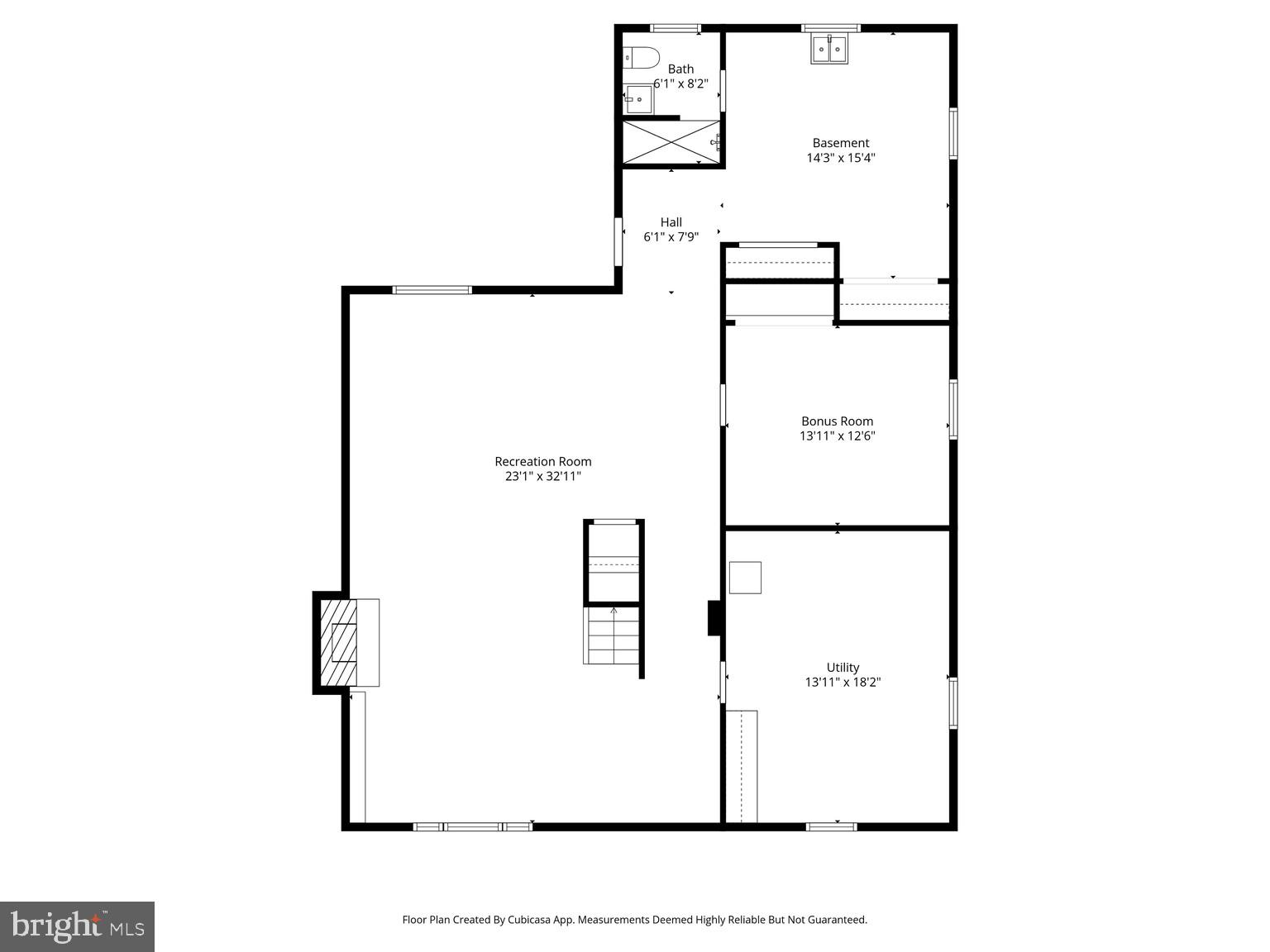 1002 Beverley Drive Alexandria, VA 22302 - Photo 5 of 46 a picture of a bathroom with a shower