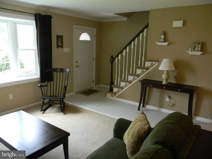 219 Llandovery Drive Exton, PA 19341 - Photo 11 of 25 Living Room