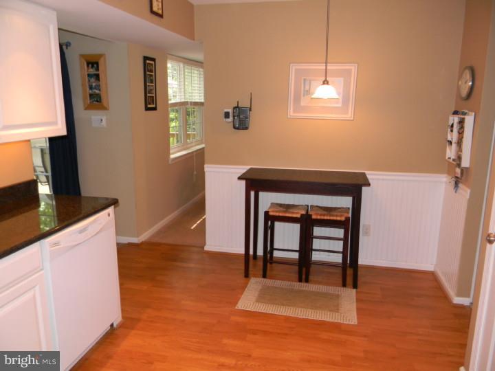 219 Llandovery Drive Exton, PA 19341 - Photo 17 of 25 Kitchen