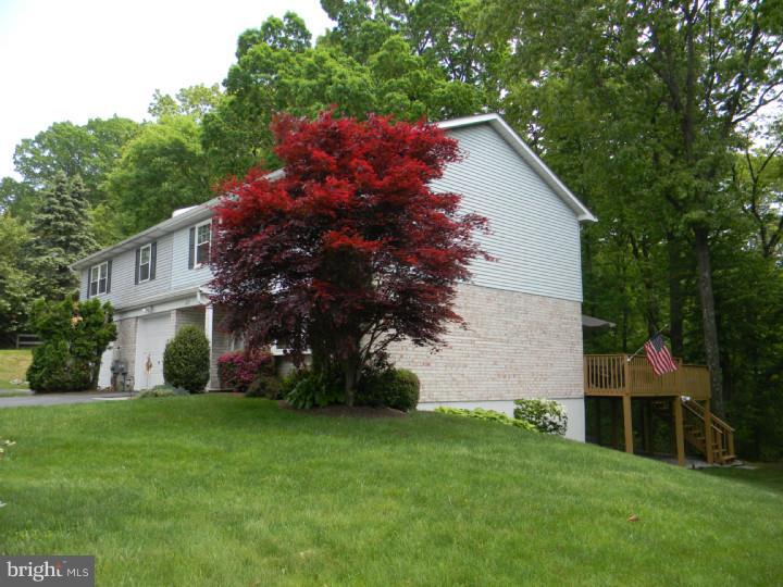 219 Llandovery Drive Exton, PA 19341 - Photo 3 of 25 Exterior Side