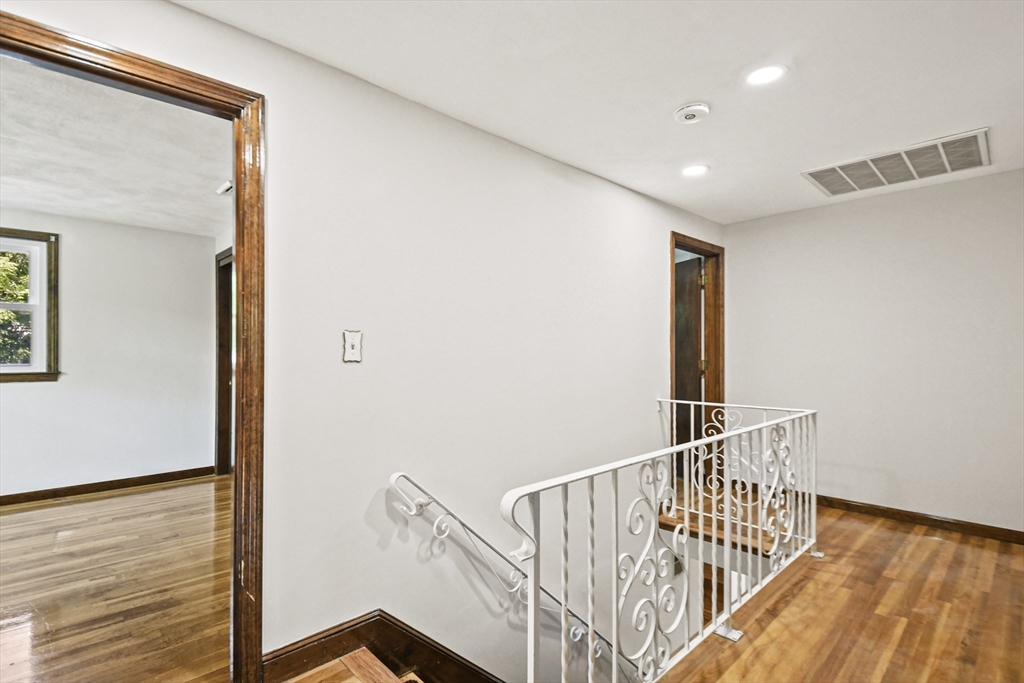 224 Littleton Road Chelmsford, MA 01824 - Photo 19 of 39 Gallery Image 19