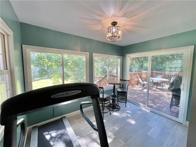 $385,000 | 10207 Northwest Barry Road, Kansas City, MO 64153