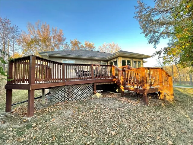 $385,000 | 10207 Northwest Barry Road, Kansas City, MO 64153