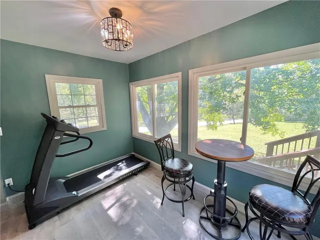 $385,000 | 10207 Northwest Barry Road, Kansas City, MO 64153