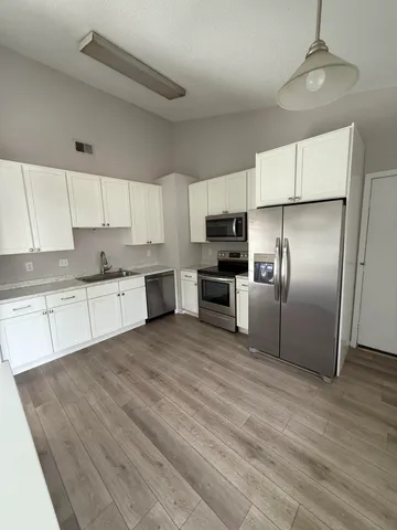 $3,200 | Undisclosed Address, Mount Pleasant, SC 29466