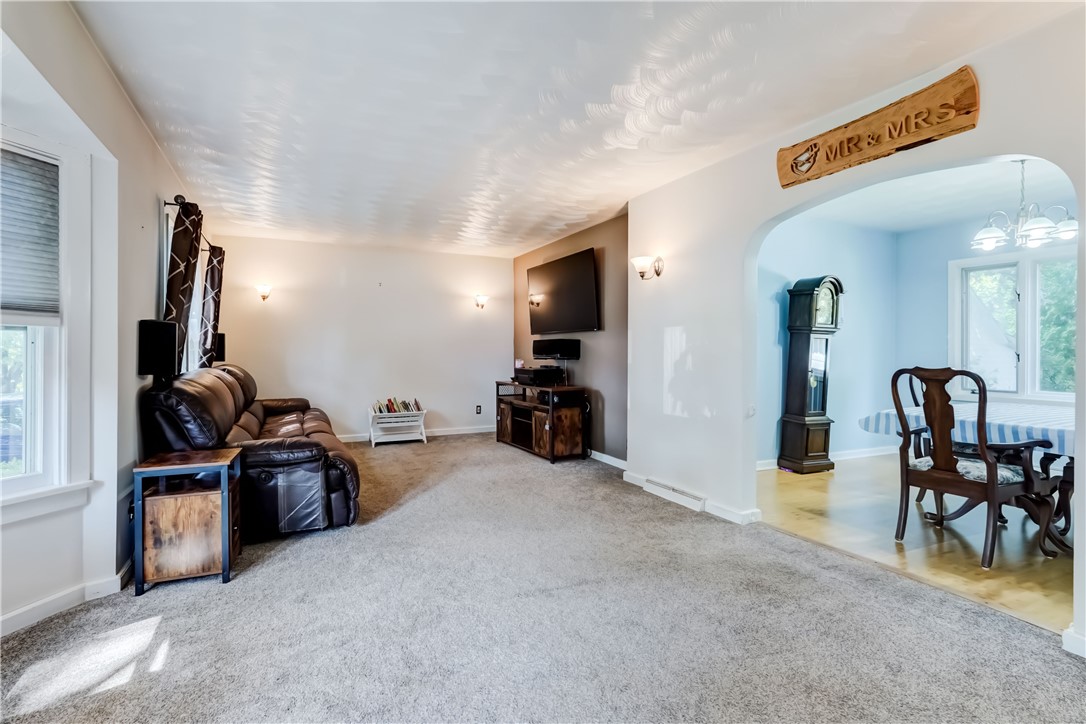 100 Walnut Park Irondequoit, NY 14622 - Photo 5 of 31