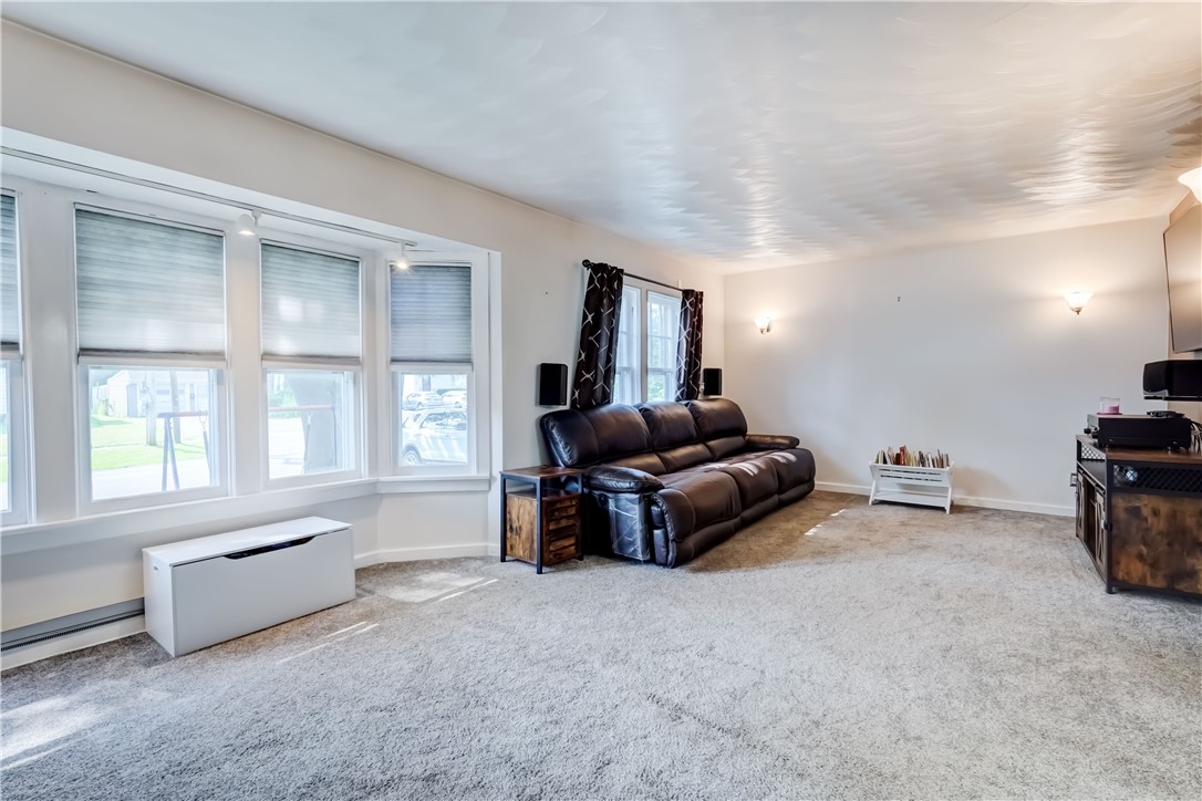 100 Walnut Park Irondequoit, NY 14622 - Photo 9 of 31