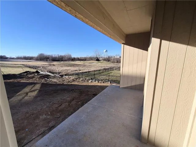 $636,900 | 4490 Aspen Drive, Basehor, KS 66007