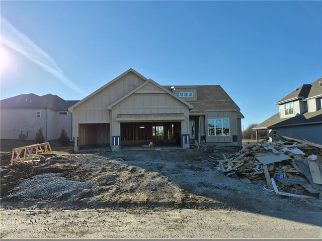 $636,900 | 4490 Aspen Drive, Basehor, KS 66007
