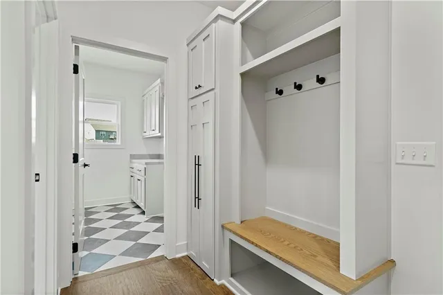 $636,900 | 4490 Aspen Drive, Basehor, KS 66007