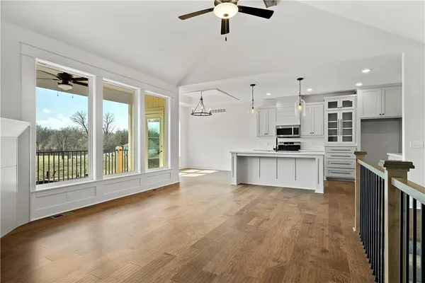 $636,900 | 4490 Aspen Drive, Basehor, KS 66007