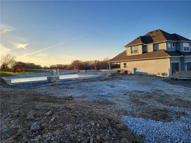$636,900 | 4490 Aspen Drive, Basehor, KS 66007