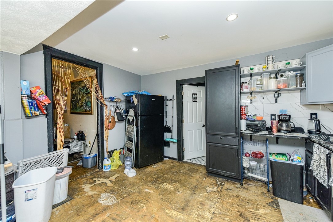 219 Hebard Street Rochester, NY 14605 - Photo 13 of 28