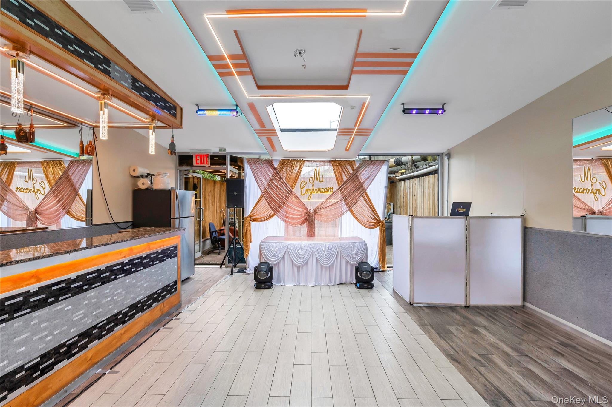 91-08 43rd Avenue Queens, NY 11373 - Photo 5 of 17 an entryway with wooden floor