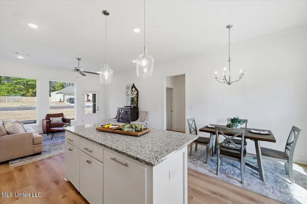 $283,900 | 207 Northwest Dolly Lane, Magee, MS 39111