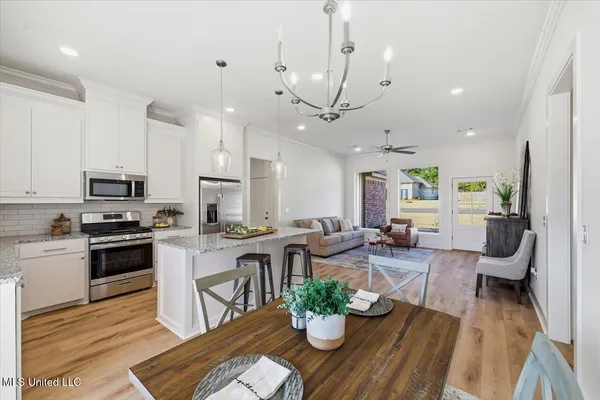 $283,900 | 207 Northwest Dolly Lane, Magee, MS 39111