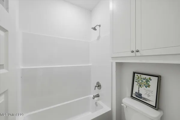 $283,900 | 207 Northwest Dolly Lane, Magee, MS 39111