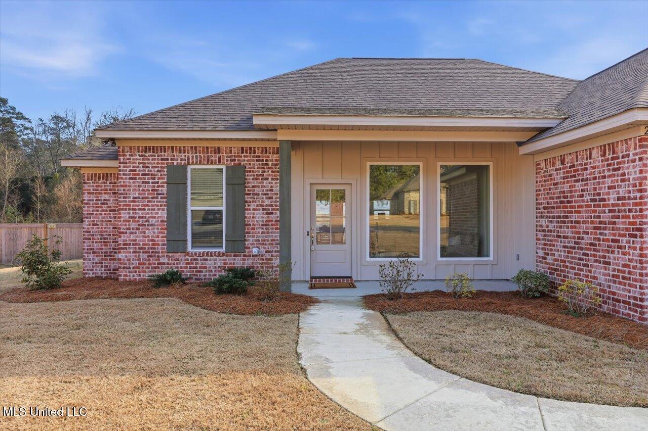 207 Northwest Dolly Lane Magee, MS 39111 - Photo 3 of 30 03-207 Dolly Ln _ Home Tours MS