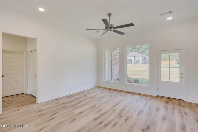 $283,900 | 207 Northwest Dolly Lane, Magee, MS 39111