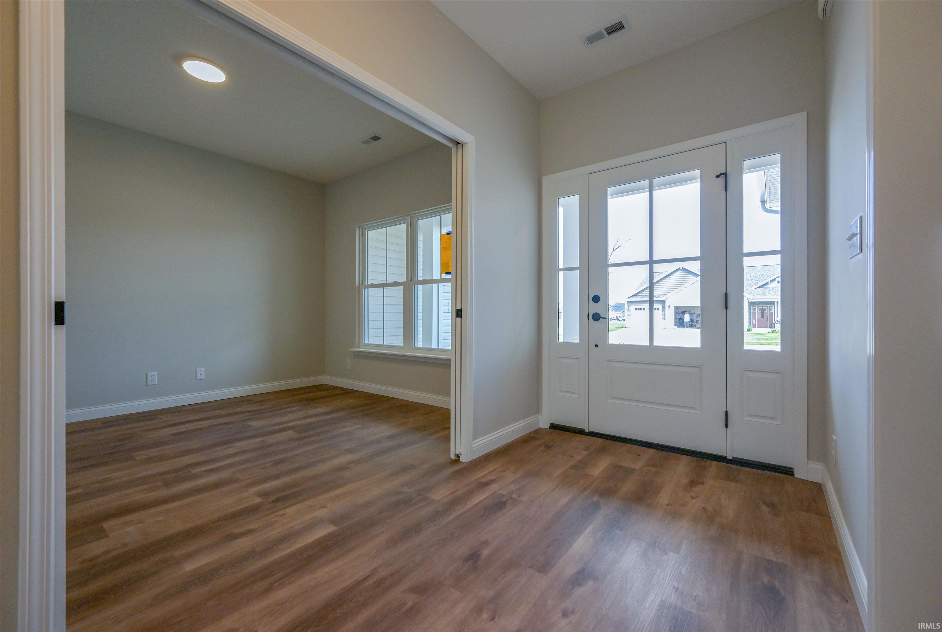 2193 Beech Tree Court Kokomo, IN 46902 - Photo 4 of 31