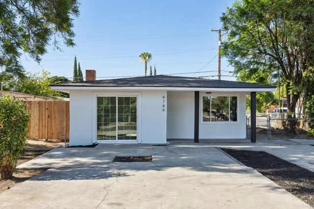 $335,000 | 4749 East Montecito Avenue, Fresno, CA 93702