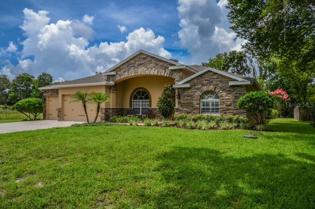 2681 Hunt Road Tarpon Springs, FL 34688 - Photo 1 of 1 Exterior Front