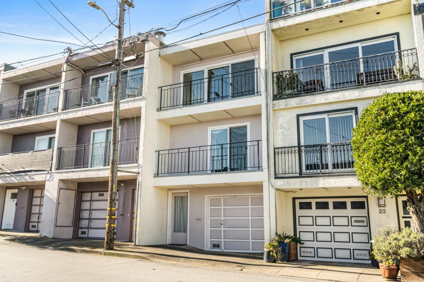 24 Perego Terrace San Francisco, CA 94131 - Photo 2 of 7