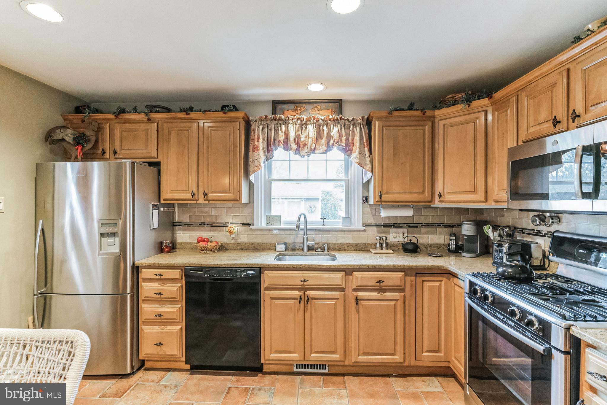 306 Oreland Mill Road Oreland, PA 19075 - Photo 13 of 33 Kitchen