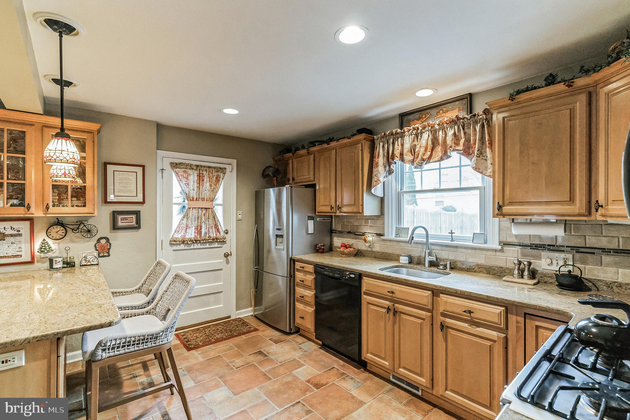 306 Oreland Mill Road Oreland, PA 19075 - Photo 16 of 33 Kitchen