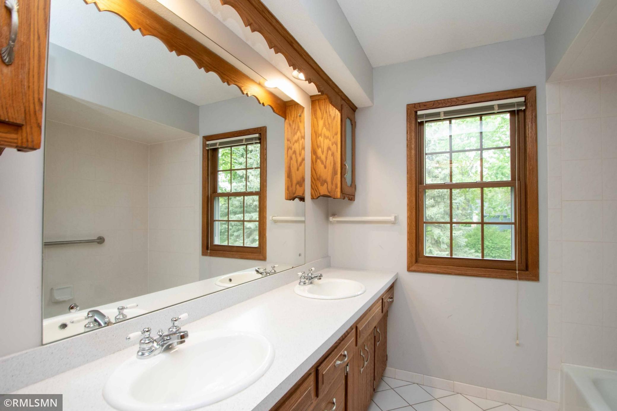 10000 Oxborough Road Bloomington, MN 55437 - Photo 21 of 23