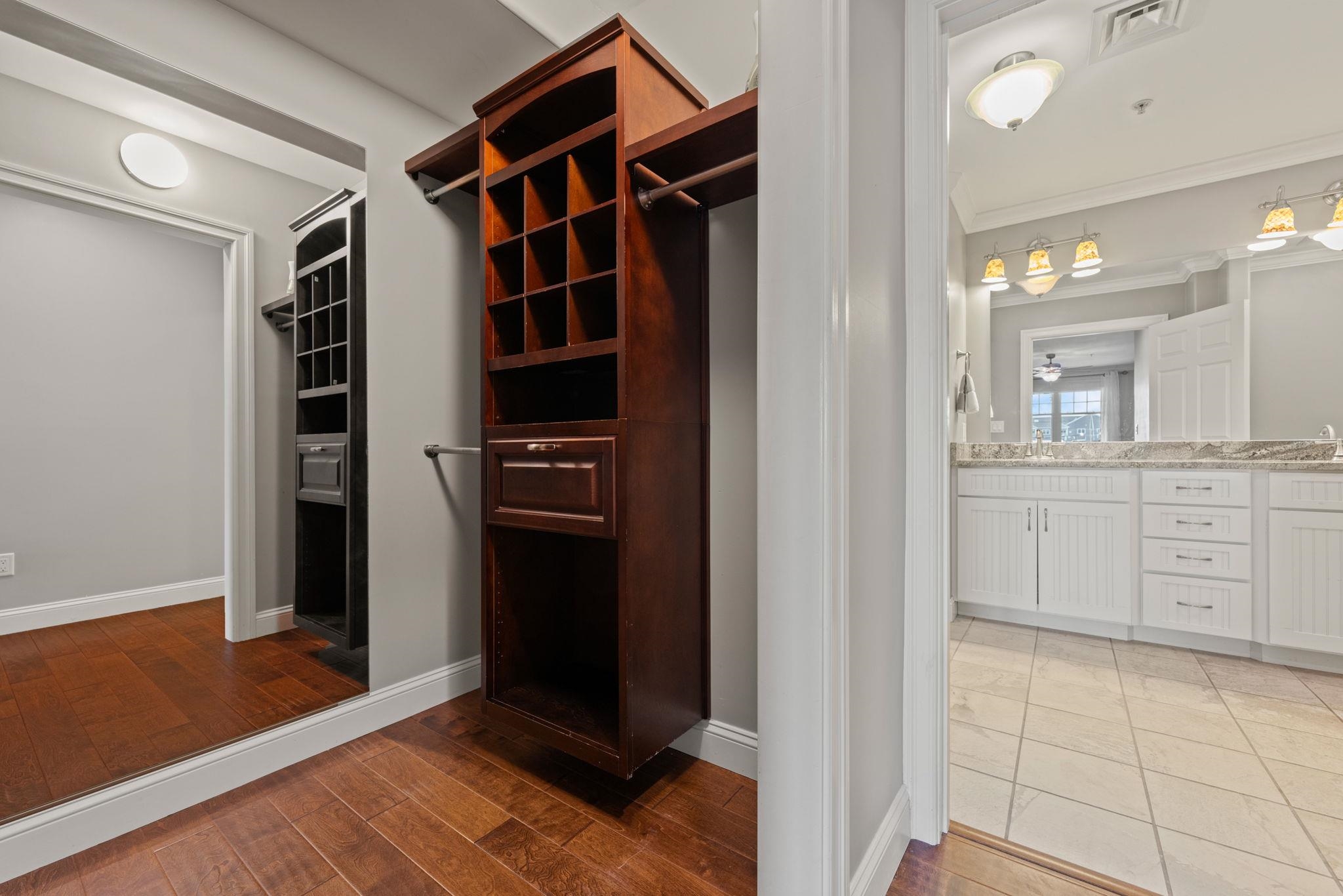 22 K Street, Unit 202 Hampton, NH 03842 - Photo 14 of 35