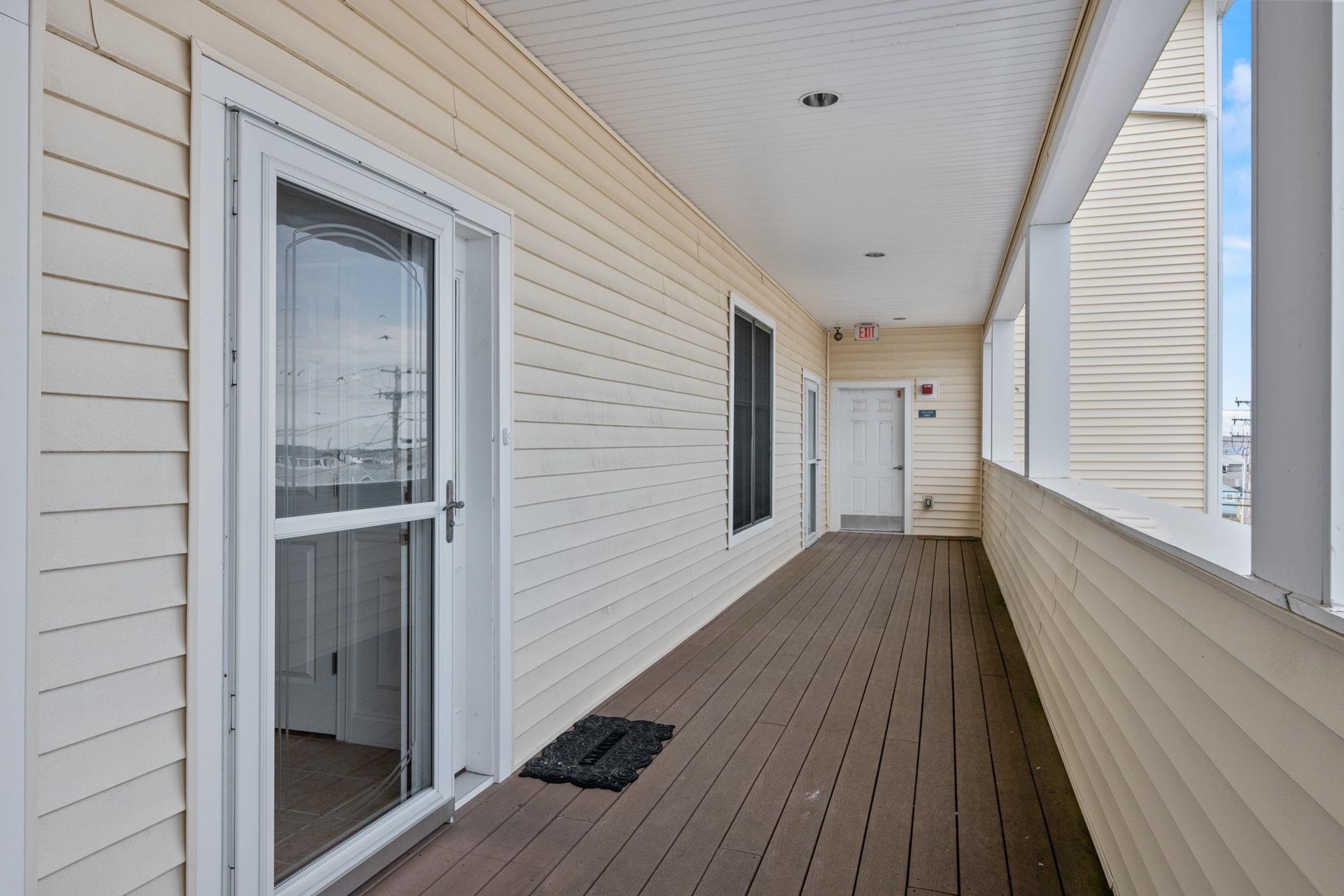 22 K Street, Unit 202 Hampton, NH 03842 - Photo 20 of 35