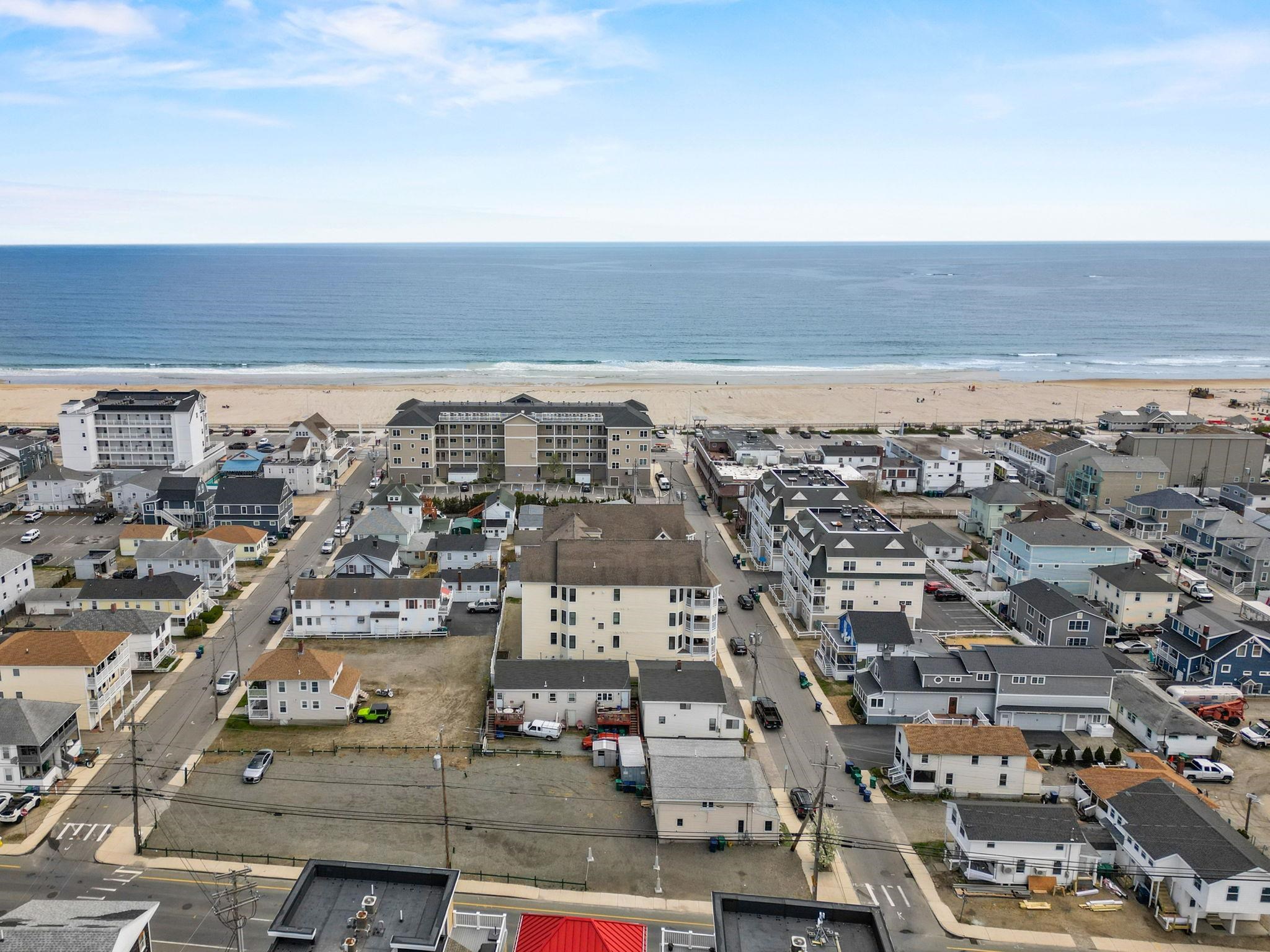 22 K Street, Unit 202 Hampton, NH 03842 - Photo 21 of 35