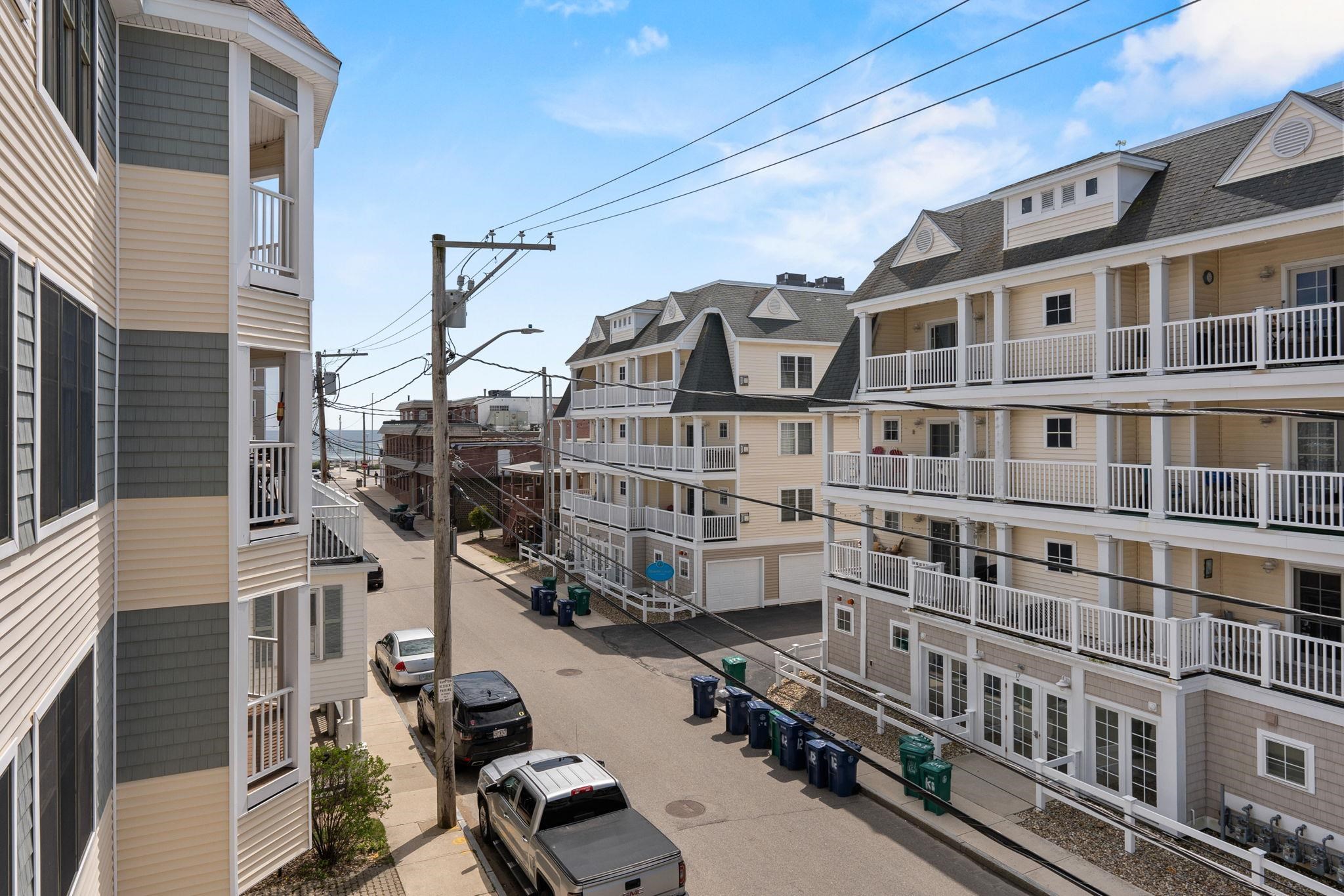 22 K Street, Unit 202 Hampton, NH 03842 - Photo 28 of 35