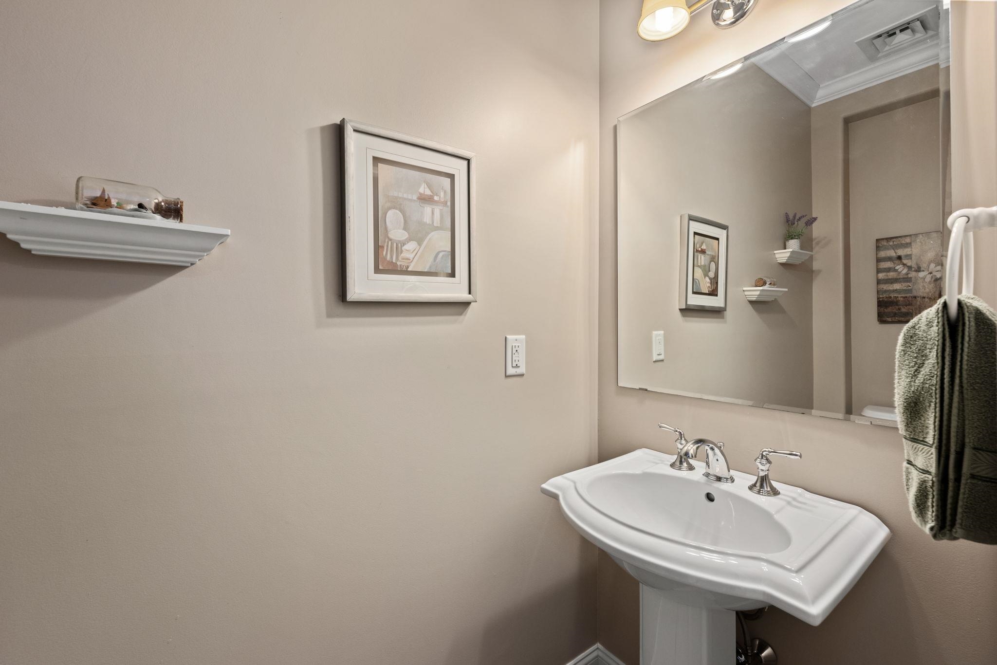 22 K Street, Unit 202 Hampton, NH 03842 - Photo 34 of 35