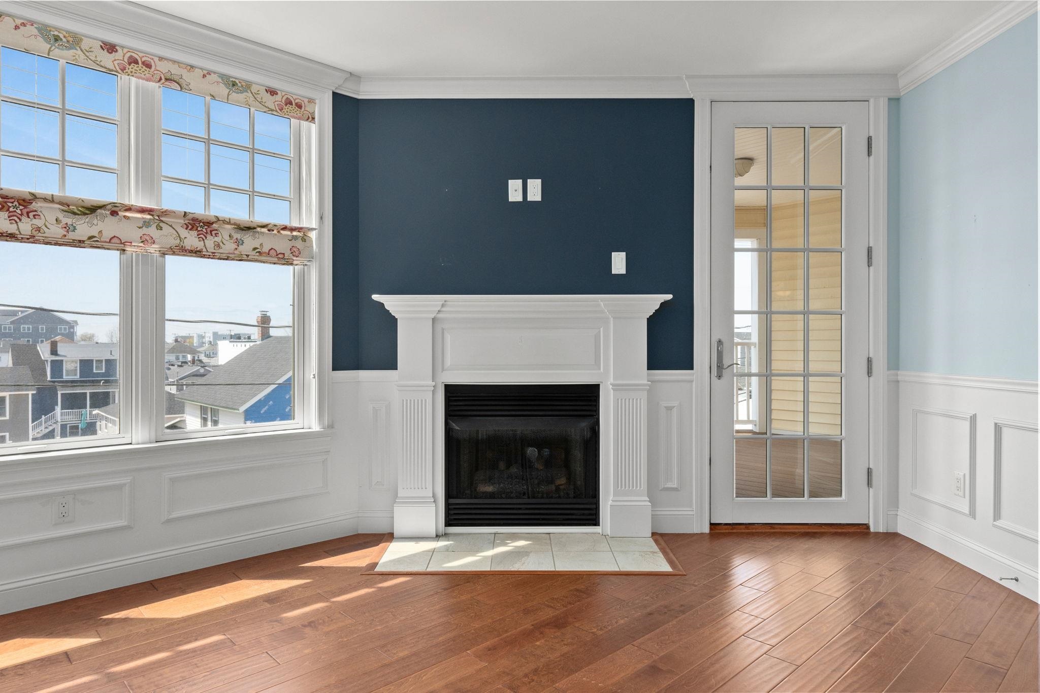 22 K Street, Unit 202 Hampton, NH 03842 - Photo 4 of 35