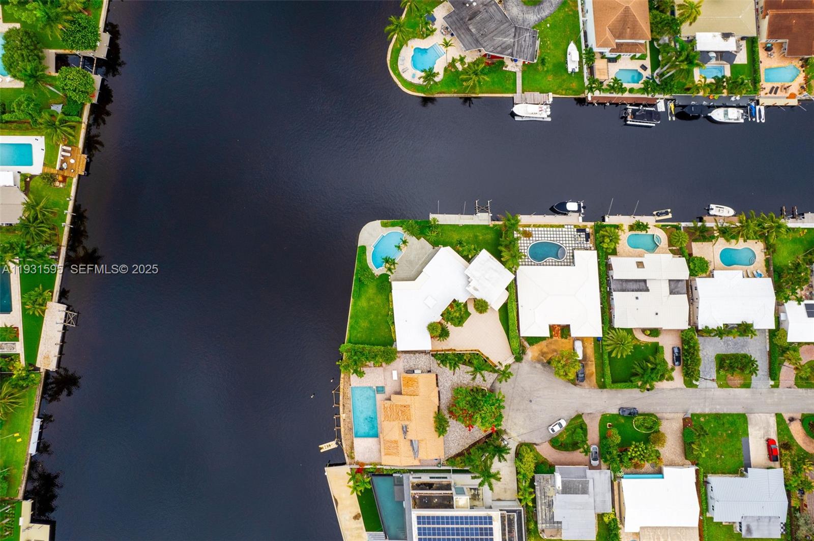 2130 Northeast 15th Street Fort Lauderdale, FL 33304 - Photo 7 of 32 an aerial view of multiple house